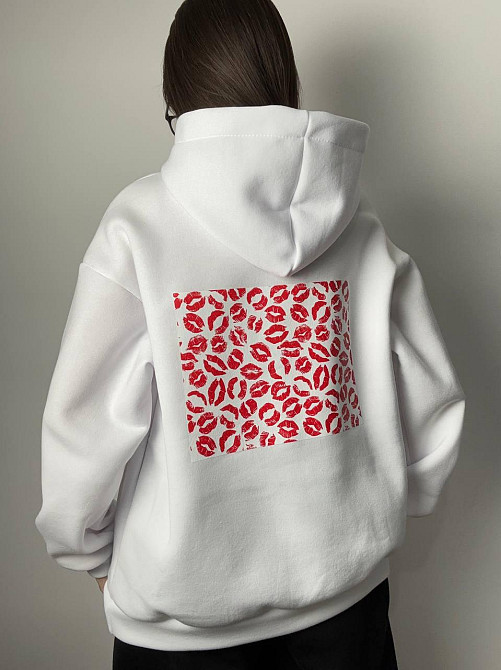 Унисекс худи оверсайз кроя с принтом поцелуи турецкая Тринитка на флисе Одесса - изображение 5