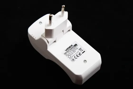 Зарядне устр-во для акумуляторних батарейок 2*A/AAA Videx 220В Вінниця