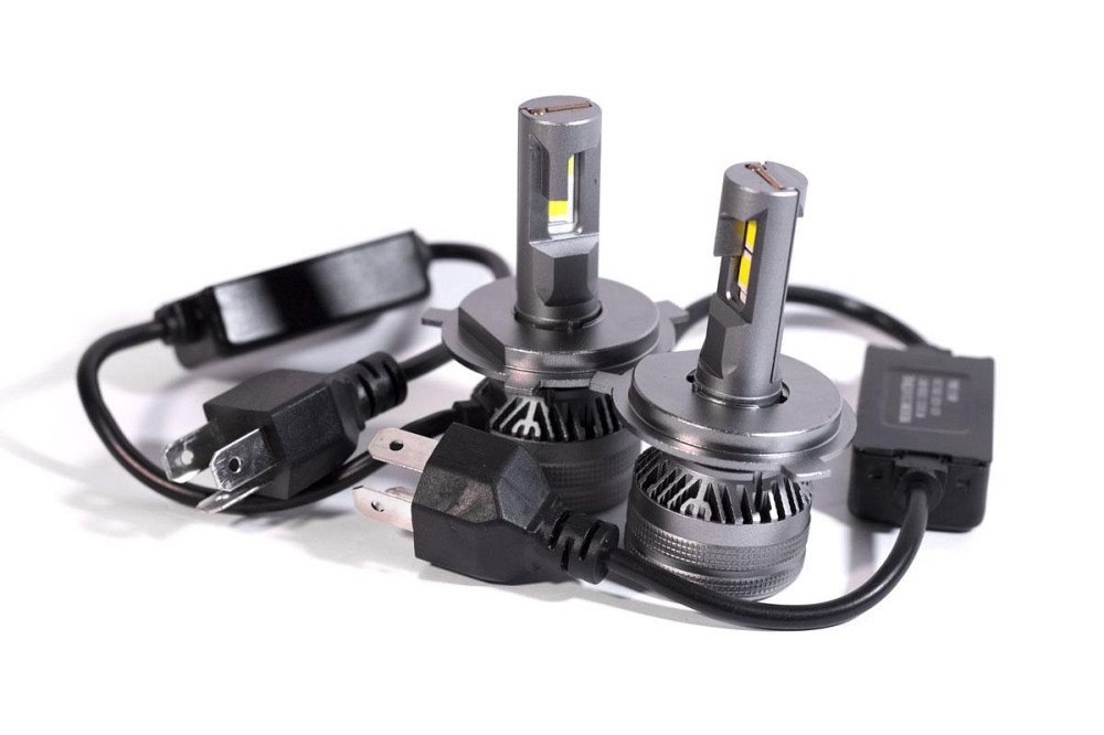 Комплект світлодіодних ламп TBS Design T8 PRO H4 12-24 V 110 W P43t 11000 lm 6000 K Харків - фото 1