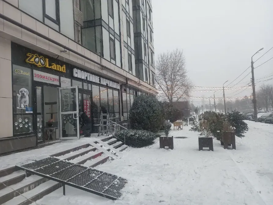 Оренда магазина на червоній лінії в ЖК "Салют" свіжий ремонт Дніпро - фото 2