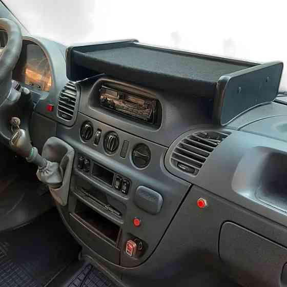 Полка-столик панели приборов MB Sprinter 2000-2006 черная Автоелемент Мукачево