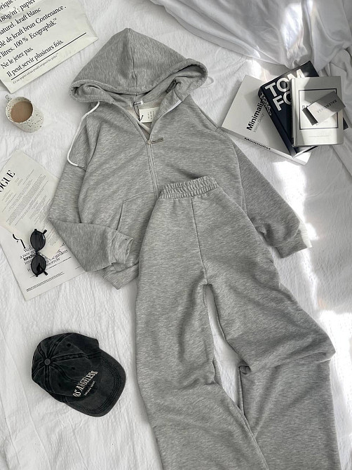 Женский прогулочный оверсайз костюм: кофта на молнии и штаны турецкая трехнить петля Меланж Одесса - изображение 1