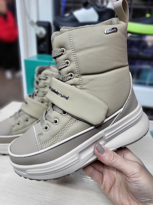 Детские бежевые зимние ботинки  для девочек   32 Николаев - изображение 1