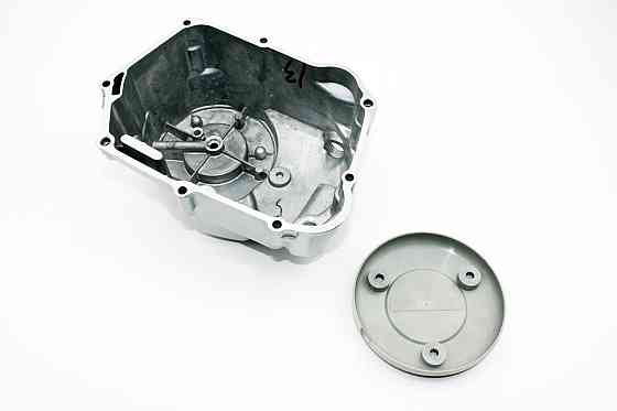 Кришка двигуна права (де щуп) 110cc автомат Active, тип. 1,1 Киев