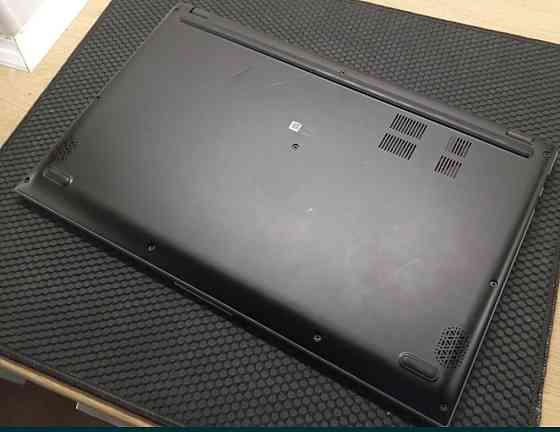 Сучасний Ноутбук ASUS Vivobook 15 F512D у гарному стані. Київ