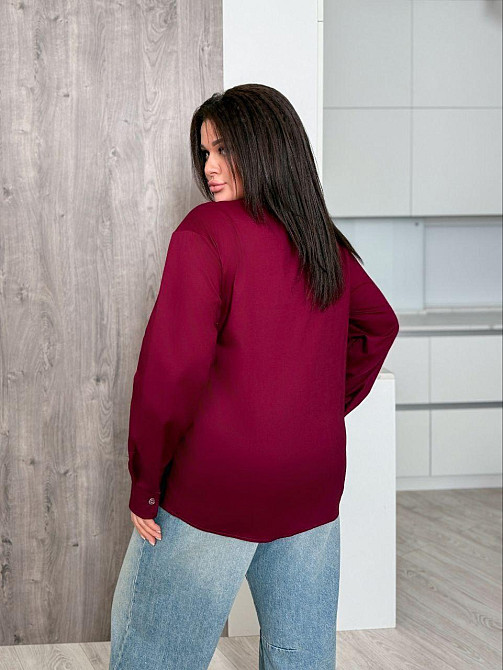 Женская базовая оверсайз рубашка из коттона Бургунди, 48/52 Одесса - изображение 4