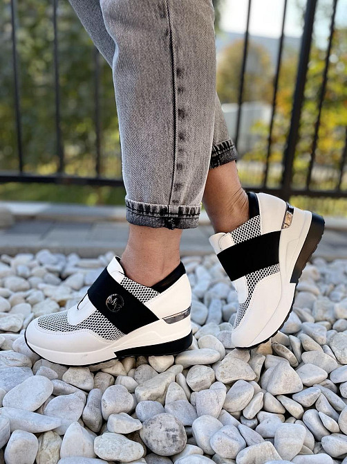 Stilli Снікерси жіночі STILLI білі еко-шкіра демісезонні платформа 37р. 38р. (4700) Коломия - фото 9