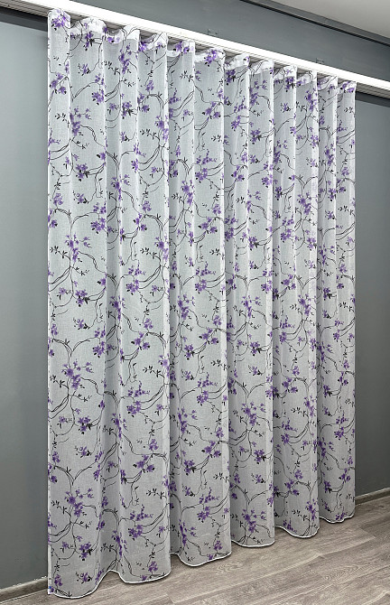 Тюль VR-Textil 1324т Flora Батист Білий з фіолетово-чорним принтом 350х270 см (42-0891) Київ - фото 3
