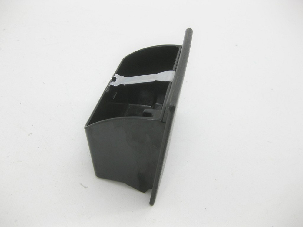 Mercedes-Benz  A2038100330 9B51 Попільничка в підлокітнику центральної консолі колір антрацит C-class W203 C-class S203 CL203 Sportcoupe CLC C203 Одеса - фото 4