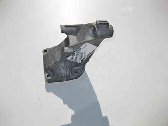 Mercedes-Benz  A6112230704 Кронштейн опори двигуна лівий OM646 R4 2.2 cdi E-Class W211 C-Class W203 Одесса