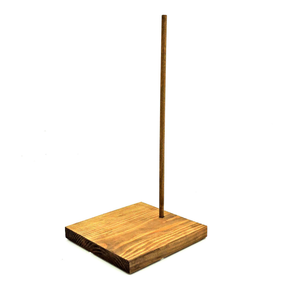 Подставка для кукол 