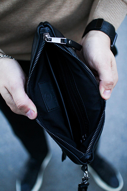 Кожаный клатч из натуральной гладкой кожи SKILL (Черный) Сумы - изображение 11