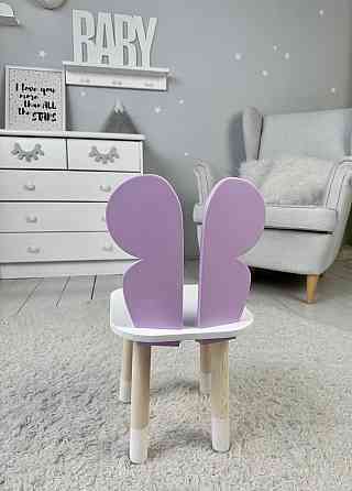 Столик з відкидним верхом 54х60х45 і стільчик крила метелика 26х26х24, стіл та стілець для дітей від 1 року, білий з фіолетовим Київ