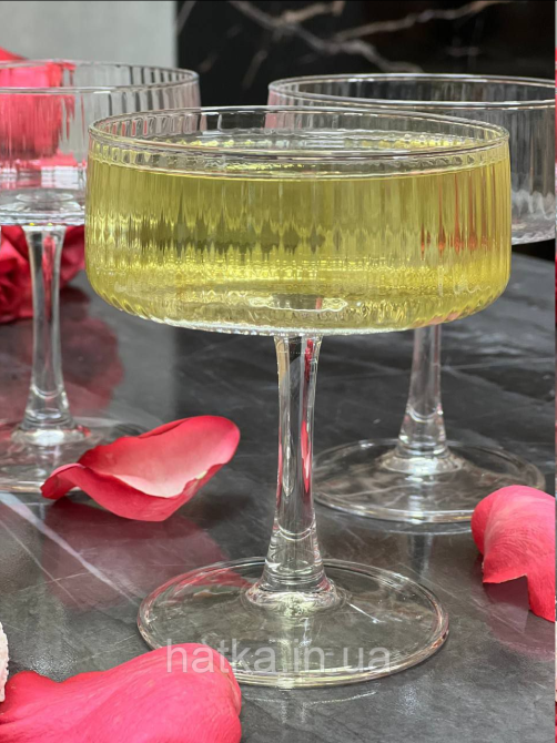 Набір келихів 4 шт. для мартіні та шампанського"Джінгі" 250мл 102-1594 Київ - фото 2