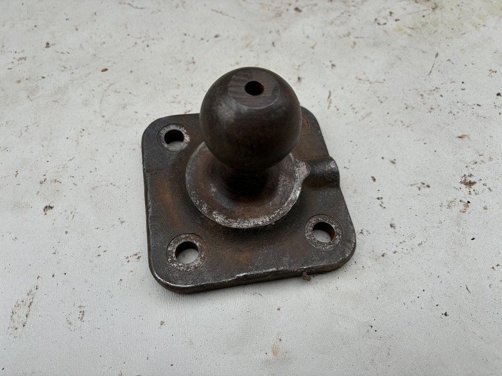 Площадка гидроцилиндра с шаром 50 мм. Харьков - изображение 1