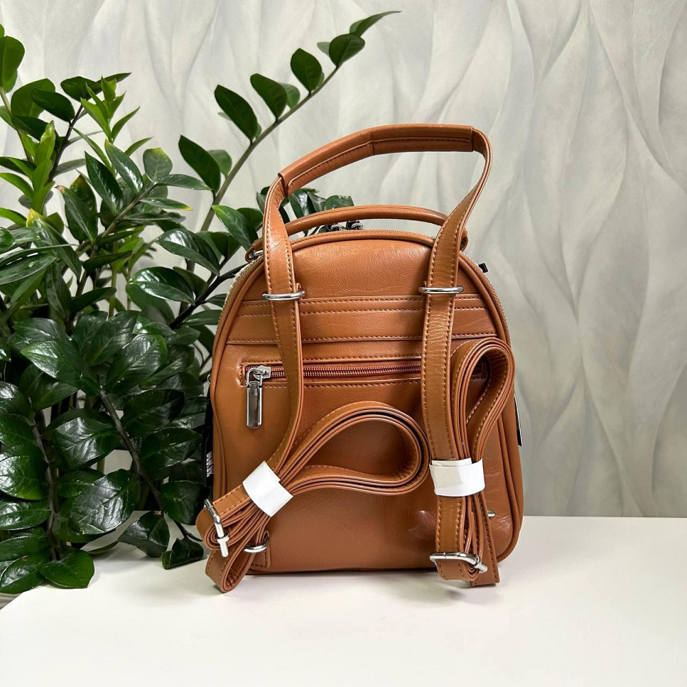 Брендовая женская сумка-рюкзак. Женская сумка рюкзак маленькая через плечо. Киев - изображение 3