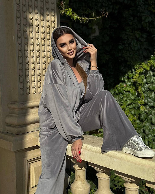 Женский стильный повседневный костюм тройка (кофта+штаны+топ) велюр спорт Серый, 46/48 Одесса - изображение 4