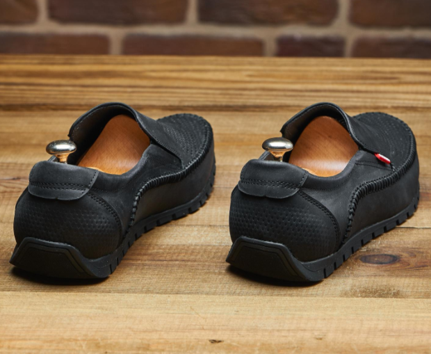 Літні шкіряні туфлі-макасини чорні Харків - фото 4