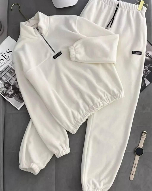 Женский повседневный теплый костюм из двухстороннего флиса с нашивками Молочный, 48/52 Одесса - изображение 1