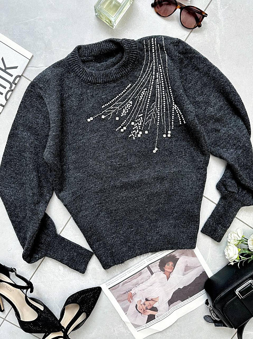 Жіночий светр прикрашений намистинами машинне в'язання Антрацит Одеса - фото 1