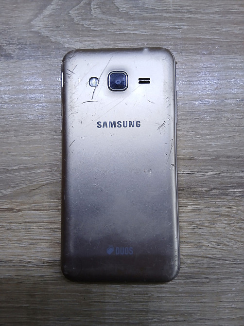 Б/У Смартфон Samsung Galaxy J3 (2016) SM-J320H 1,5/8Гб Днепр - изображение 3