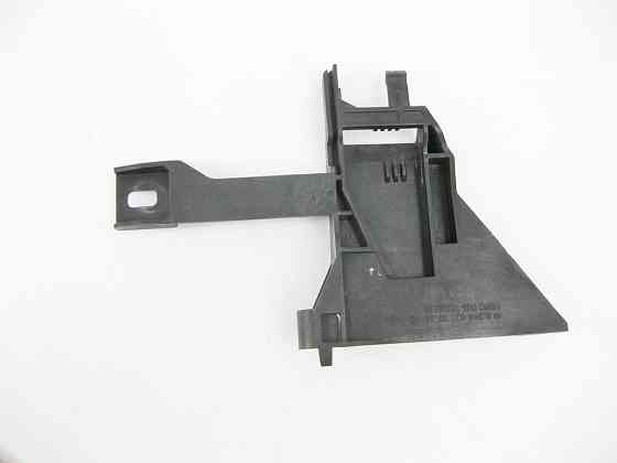 Mercedes-Benz  A2466210234 Кронштейн на передній настановній панелі праворуч CLA Shooting Brake X117 CLA C117 GLA X156 A-class W176 B-class W242 B-cla Одесса