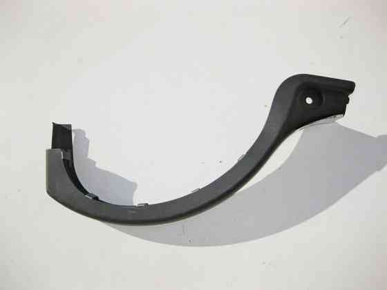 Mercedes-Benz  A2038210989 Накладка лівої петлі кришки багажника C-Class W203 Одеса