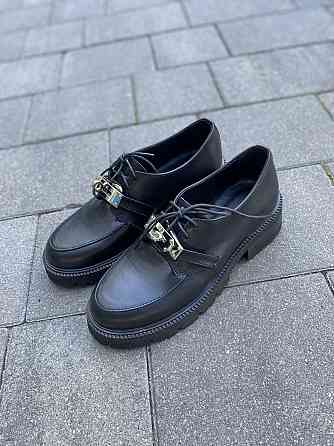 Nikos Туфлі жіночі на низькому ходу класичні з натуральної шкіри на шнурівці 2129 чорні весна-о Коломия