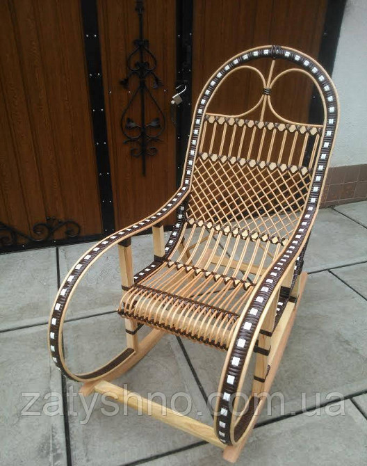 Крісло гойдалка коричнева з ротангом Київ - фото 5