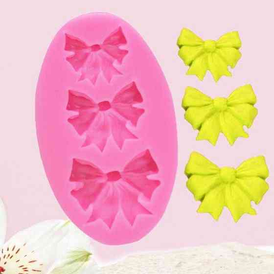 Молд силіконовий Бантики 50 на 85 мм рожевий Київ