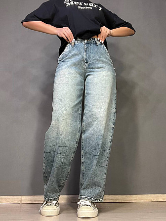 Джинси жіночі I8 52428 Skater Jeans банани висока посадка варка з жатим ефектом косі кишені блакитні Одеса - фото 1