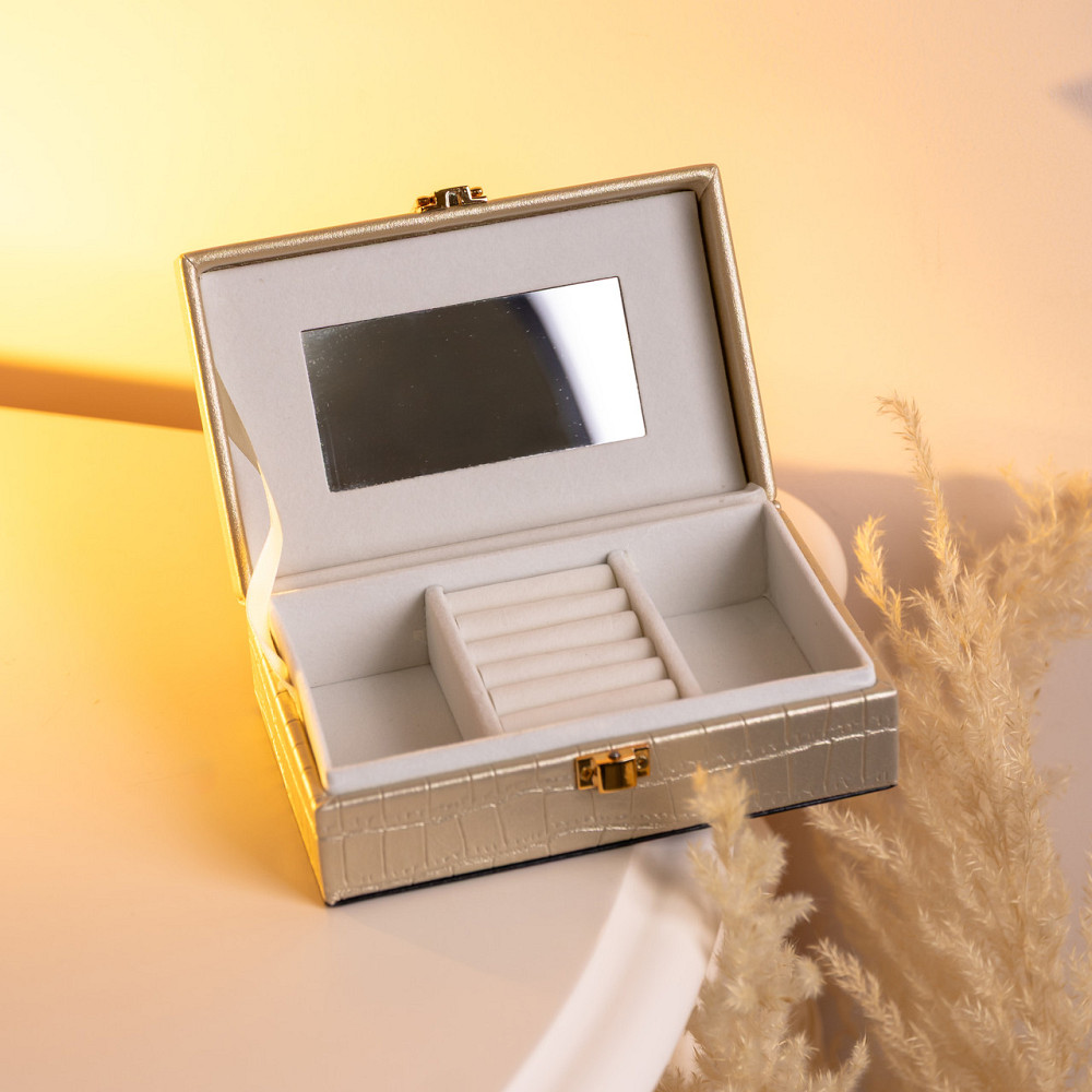 Скринька для прикрас з еко шкіри 3 відділення з дзеркалом 16×10×6 см Золотистий HP-5-18GOLD Коломыя - изображение 6