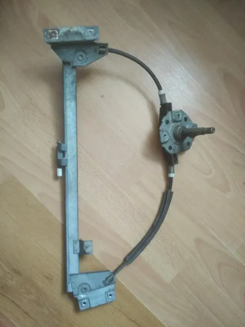 Склопідйомник скла задньої правої дверки Ауді-100 443839400 Вінниця - фото 3