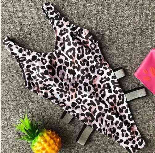 Суцільний купальник з вирізами леопардовий Київ