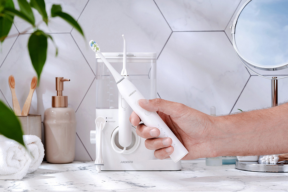 Іригатор ARDESTO стаціонарний+електрична зубна щітка, чаша 600 мл, від мережі , 3 насадки, білий Київ - фото 7