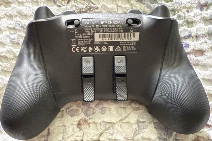Геймпад Razer Wolverine v2 Chroma Київ - фото 3
