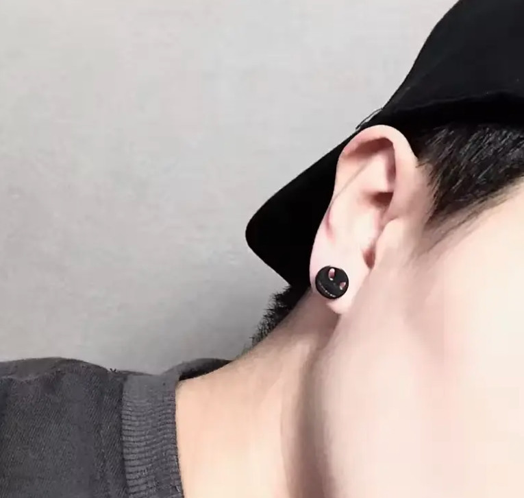 Серьги-пусеты Джек Скеллингтон «Кошмар перед Рождеством» – черный цвет, титановая сталь, готические унисекс се Киев - изображение 6