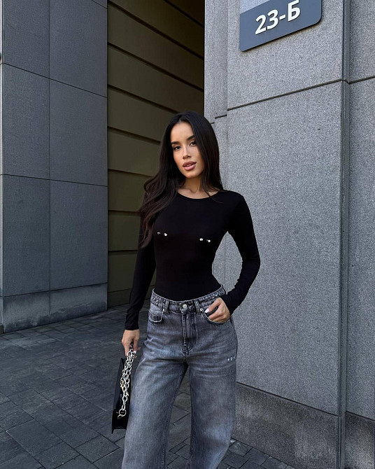 Женский базовый боди с акцентным пирсингом на груди вискоза Черный, 42/44 Одесса - изображение 7