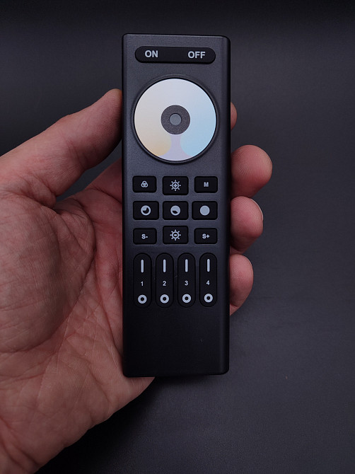 Miboxer Пульт керування 4-х зонний чорний DIM+CCT RF 2.4G Mi Light Київ - фото 3