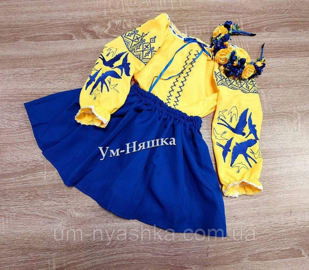 Дитячий вишитий костюм з ластівками костюм вишиванка "Ластівки" Кривий Ріг - фото 1