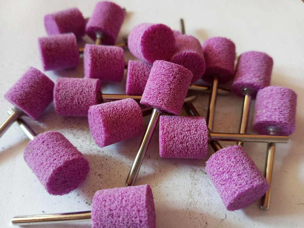 Сприяний абразив на гравер 15*15*3 мм (P800) Полтава - фото 1