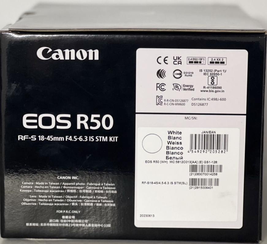 Фотоаппарат: Canon EOS R50 Kit RF-S 18-45mm IS STM White (5812C030) Харьков - изображение 2
