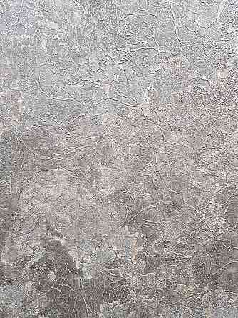 Шпалери вінілові на флізеліні гарячого тиснення DU&KA 1.06х10 вензель основа під штукатурку сірі коричневі Київ