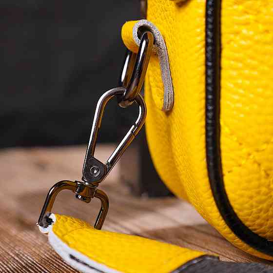 Прямокутна жіноча сумка крос-боді з натуральної шкіри 22114 Vintage Жовта Київ