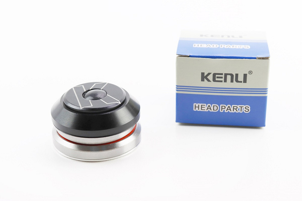 Кермова колонка 1-1/8"х1-1/4" (41,8/28,6x47/33) безрізьбової вилки, інтегровані, пром-підшипники, чорні KL-B560 Київ - фото 1