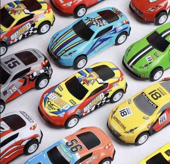 Подарочный набор гоночных машинок для детей 48 шт в контейнере. Харьков