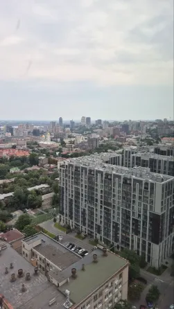 Оренда сучасного офісу А+ клас. Центр міста, ремонт як на фото, своя тераса. Дніпро