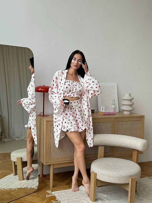 Жіноча ніжна піжама-трійка з мусліну: шорти, топ, халат з поясом Одеса - фото 5