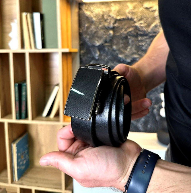 Чоловічий шкіряний ремінь із пряжкою автомат 3733 Київ - фото 5