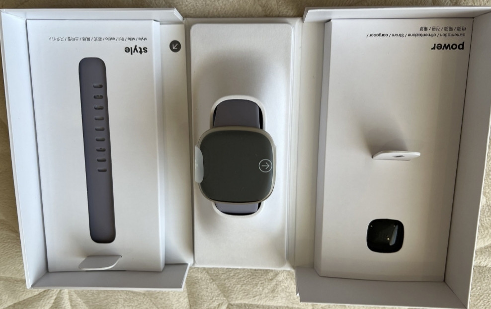 СМАРТ-годинник: FitBit Versa3 Київ - фото 3
